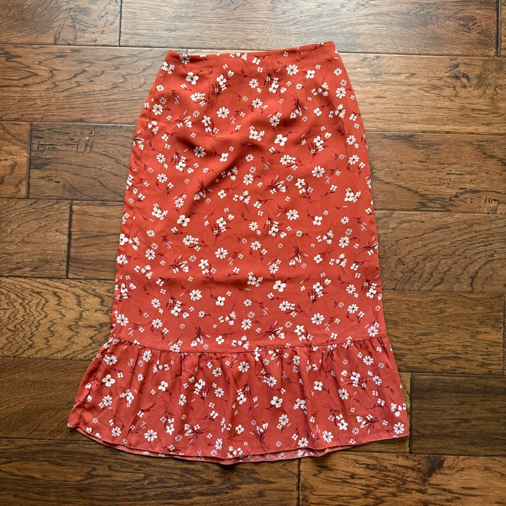 Paper Crane Women's Size Medium Burnt Orange Floral Midi Ruffle Hem Skirt